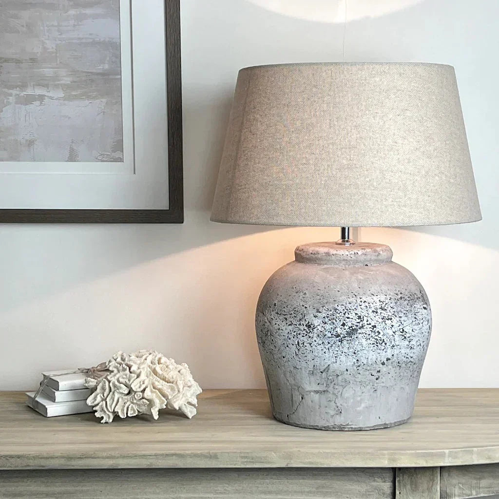 Unveiling the Timeless Allure of Ceramic Table Lamps: Adding Style and Substance to your Space