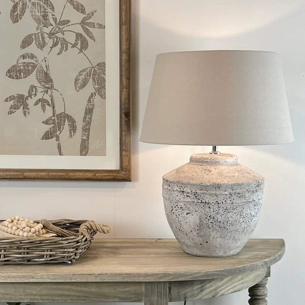 Table Lamps: Inviting Glow & Home Decor