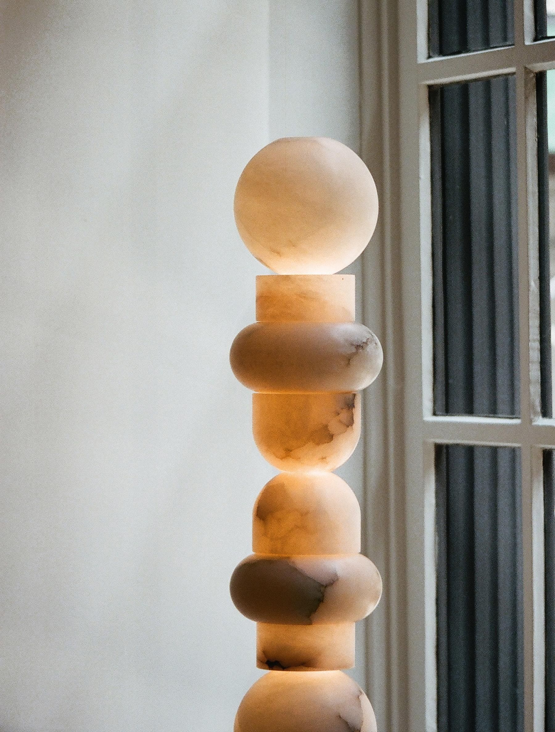 Totem Alabaster Floor Lamp | Real Luxury Marble for High-end Interiors - Lamps