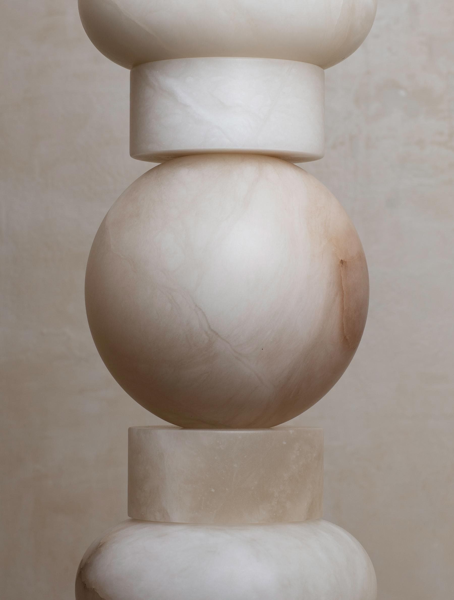 Totem Alabaster Floor Lamp | Real Luxury Marble for High-end Interiors - Lamps
