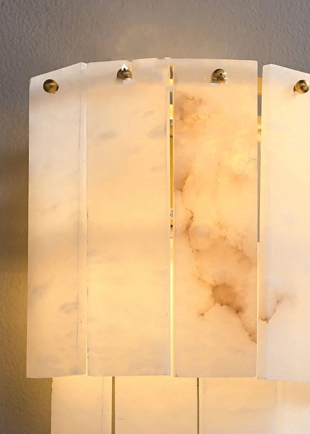 Alabaster Wall Sconce – Layered Stone Panels & Ambient Glow - Sconces