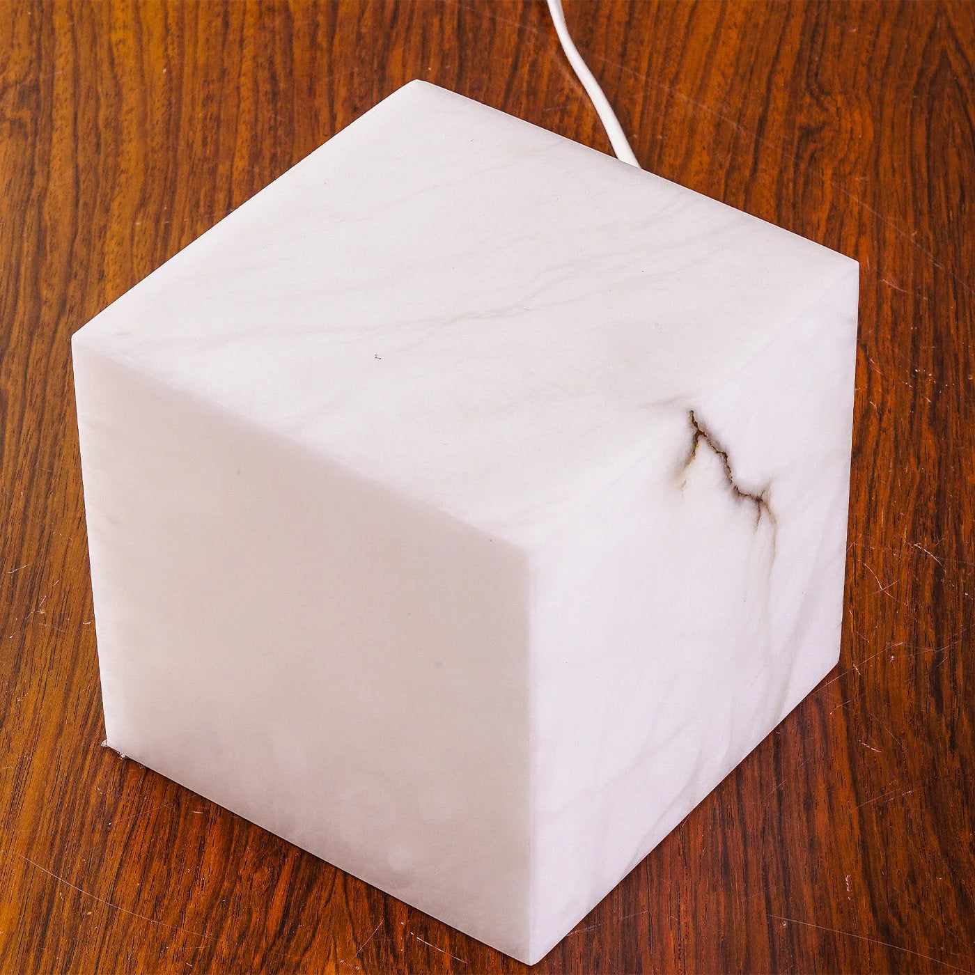 Alabaster Cube Table Lamp | Sculptural Ambient Marble Lighting