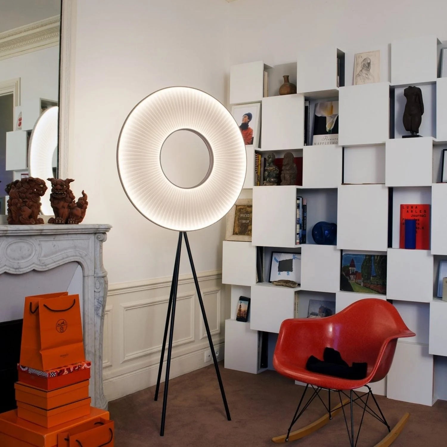 Slim iron floor lamp in an office