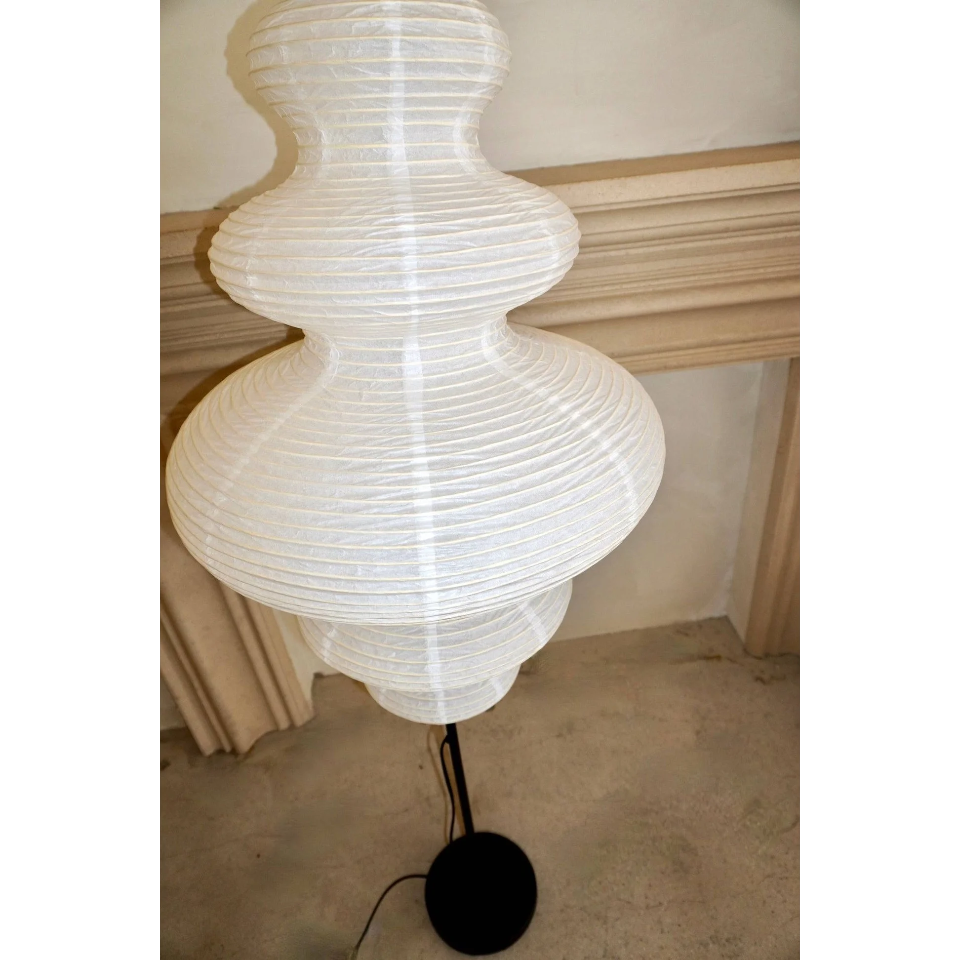 Isamu Noguchi Floor Lamp | Paper | Japanese Decor | Casalola