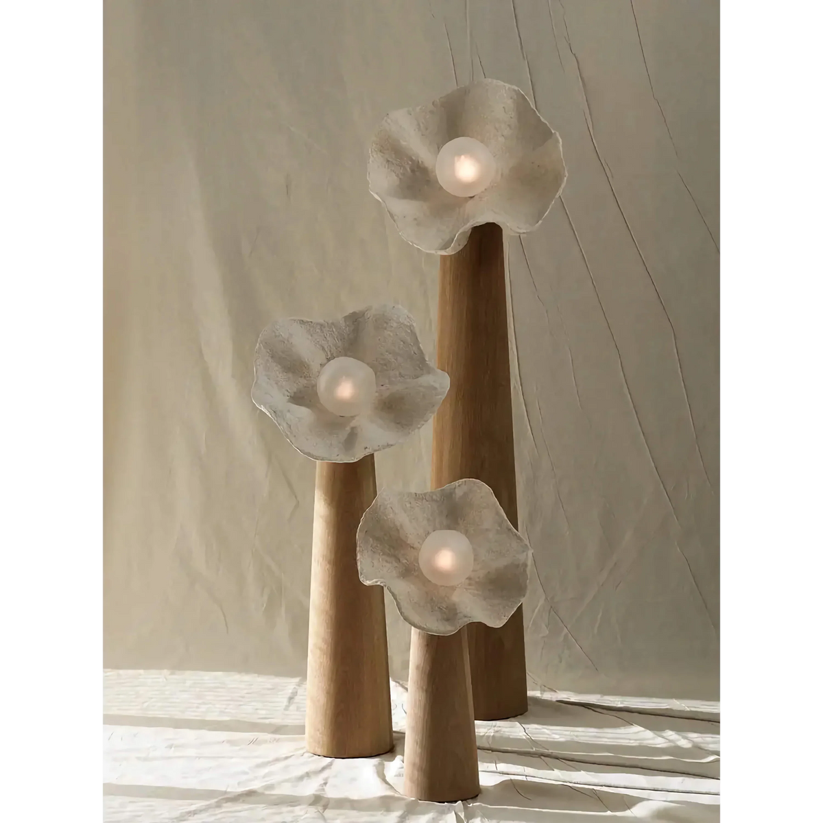 Resin Petal Floor Lamp Wood Column | Botanical Sculpture 3 Sizes E26/e27 Dimmable Option Casalola Lights Luxury Lamps