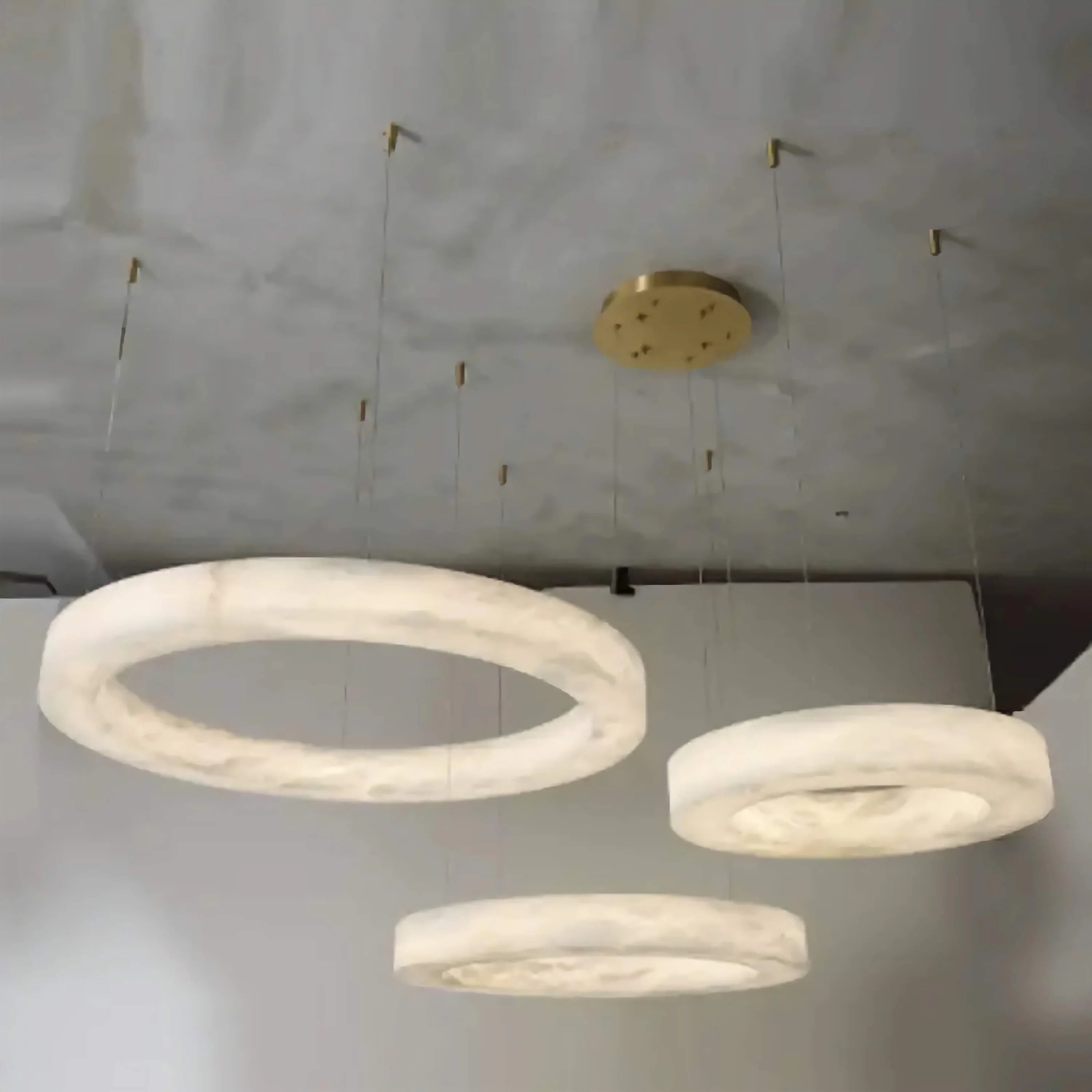 Alabaster Triple Ring Pendant Light Brass – Floating Halo Led Chandelier for Staircase & Living Room Casalolalights