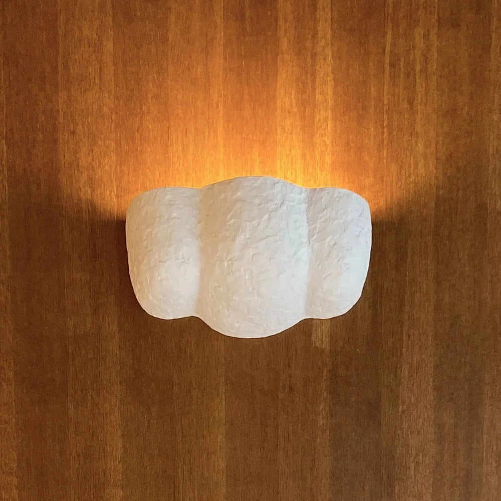 Wabi Sabi Plaster Wall Sconce – Sculptural Light for Hallway & Bedroom