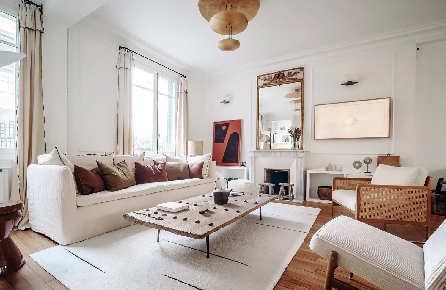 Illuminate Responsibly with Casalola’s Eco Friendly Lighting