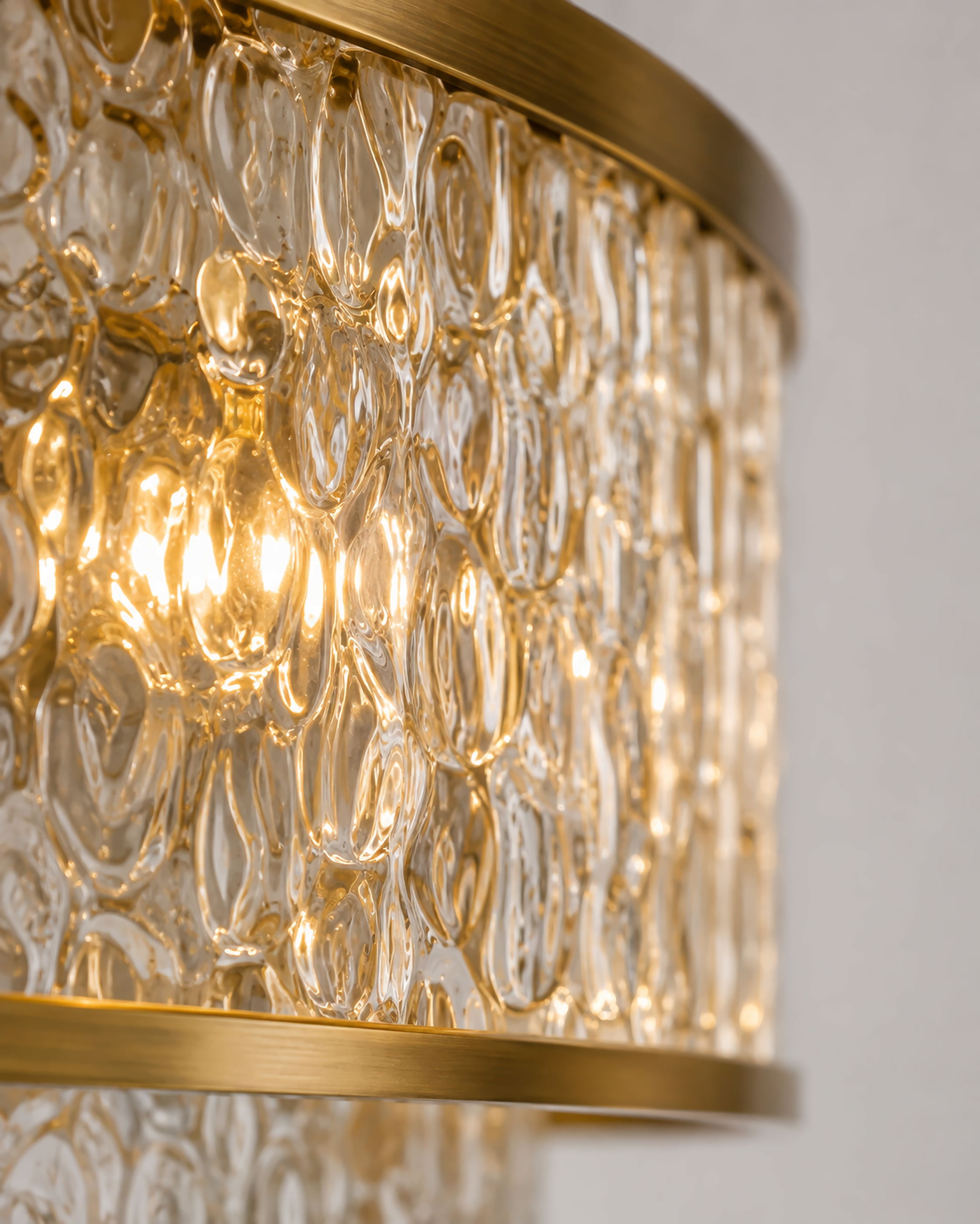 The Éclat Chandelier | Frosted Glass Edition | CLND040