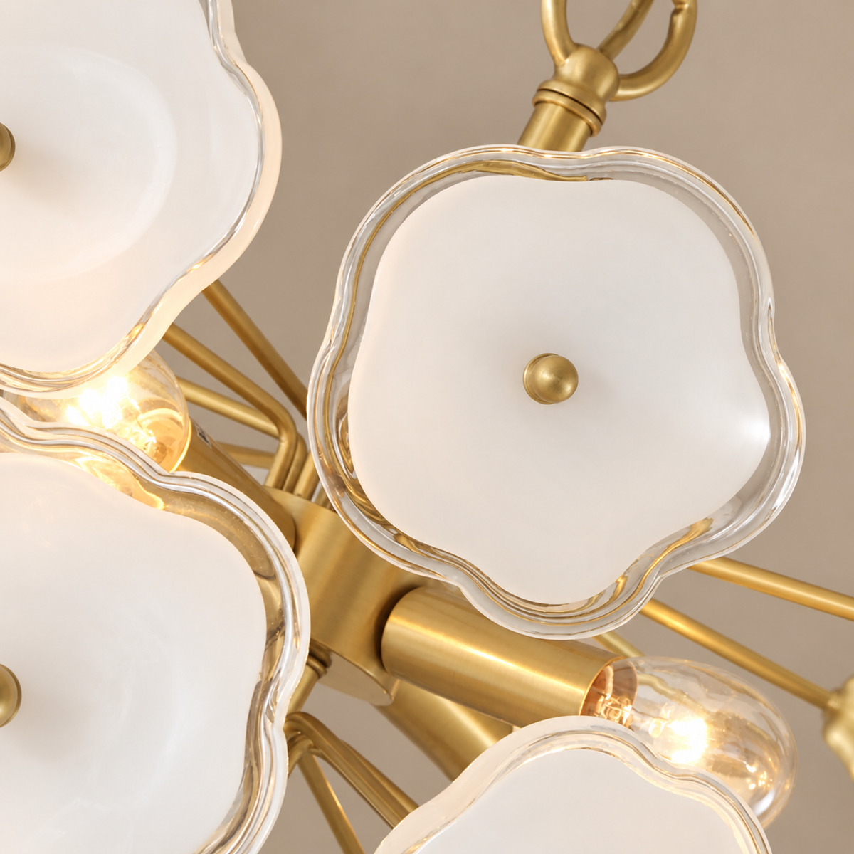 Flower Glass Chandelier | White & Brass | CLZQ0255