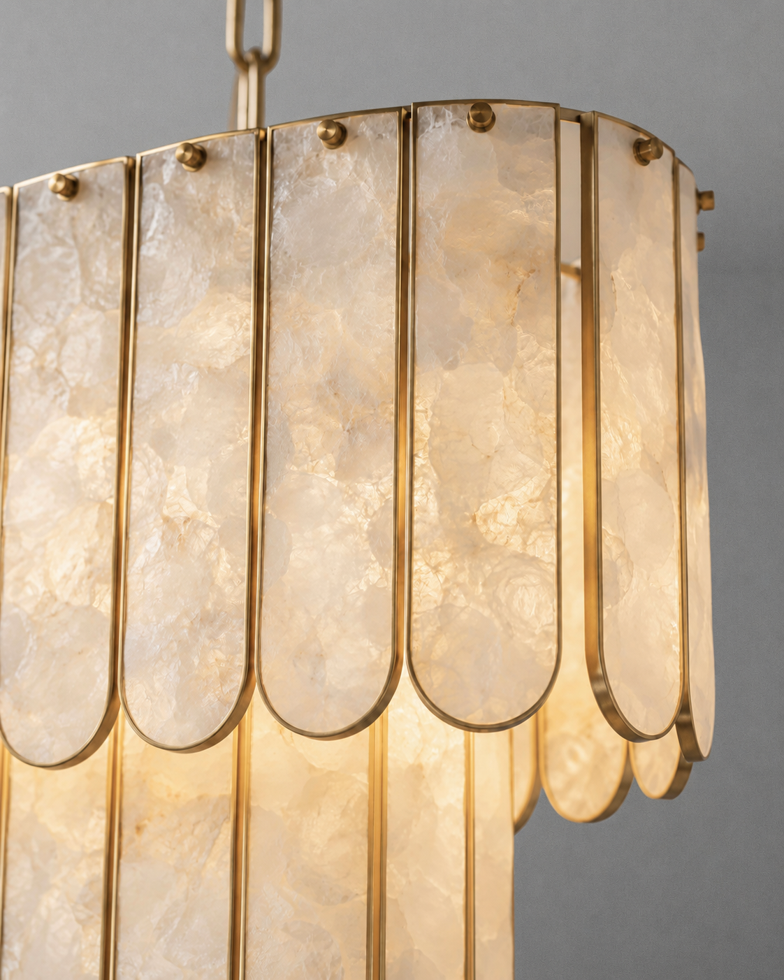 OVAL TIERED SHELL CHANDELIER | CLJUPOFS