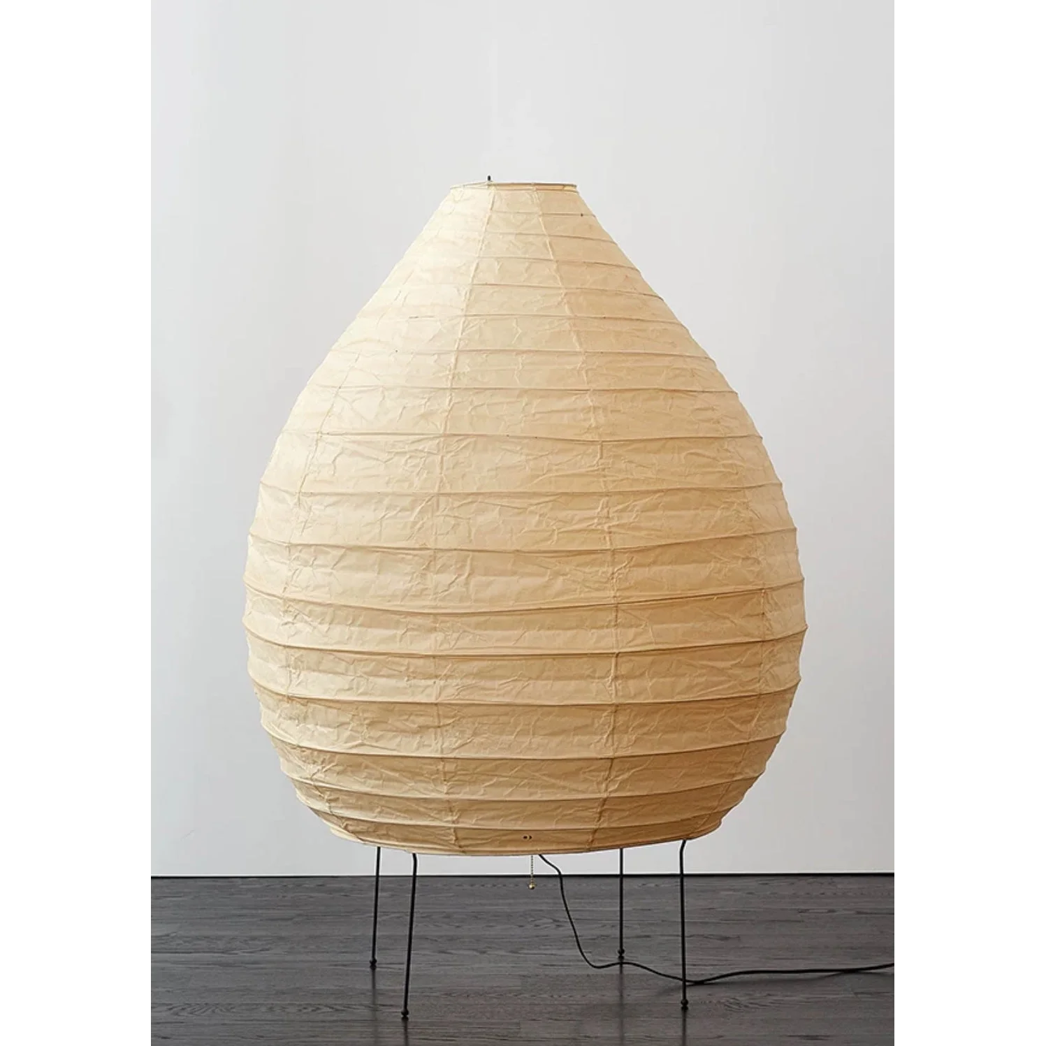 Akari 23n Paper Lantern Lamp - Contemporary Japanese Design by Isamu Noguchi Casalolalights Luxury Lamps for Interior