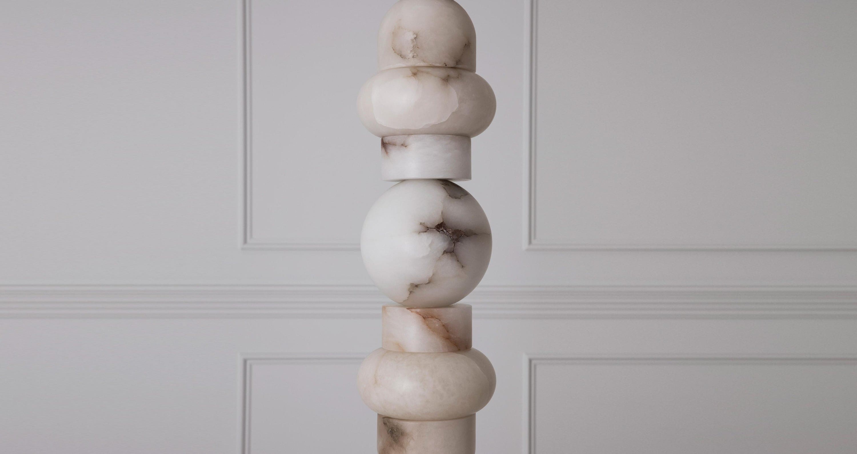Totem Alabaster Floor Lamp | Real Luxury Marble for High-end Interiors - Lamps