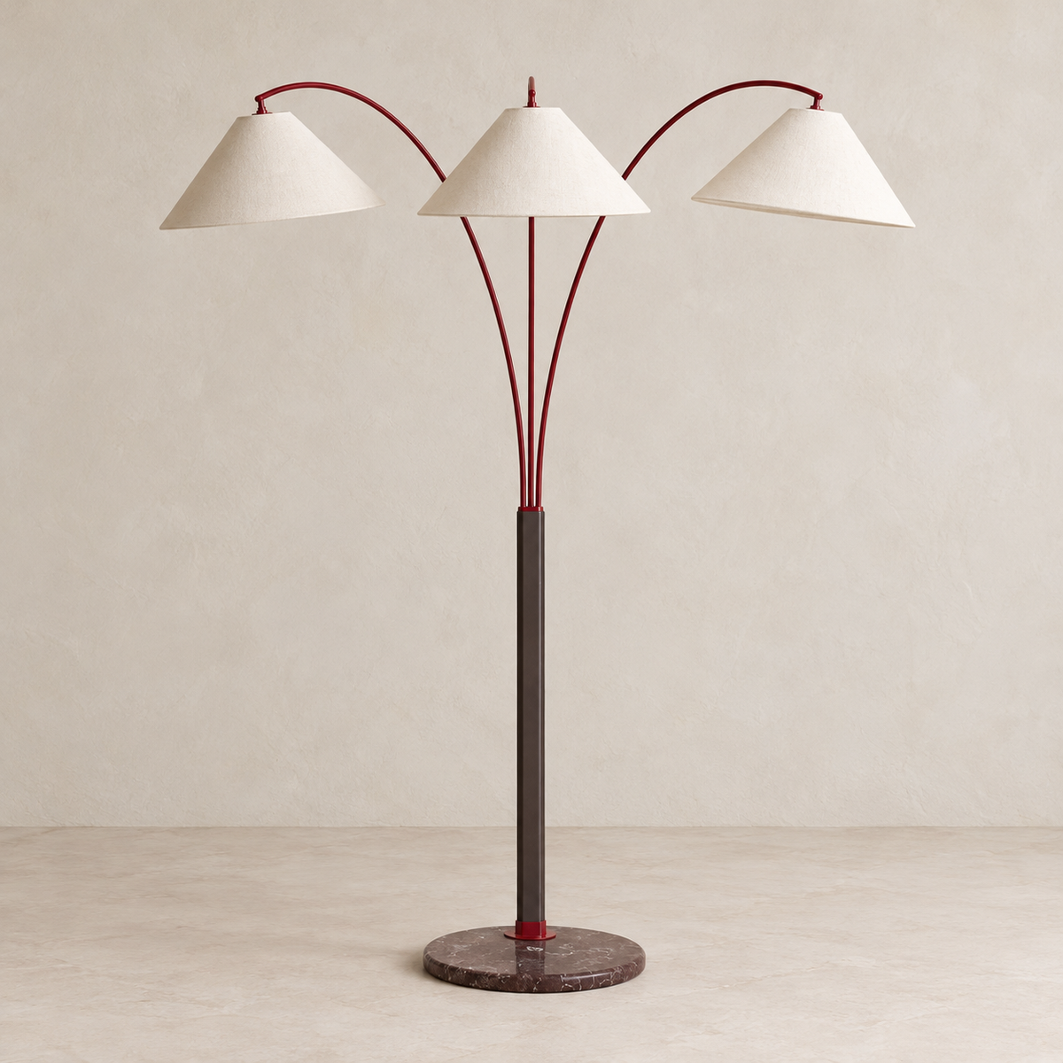 TROSTRUKA POSTELJINA I PODNA LAMPA OD MRAMORA