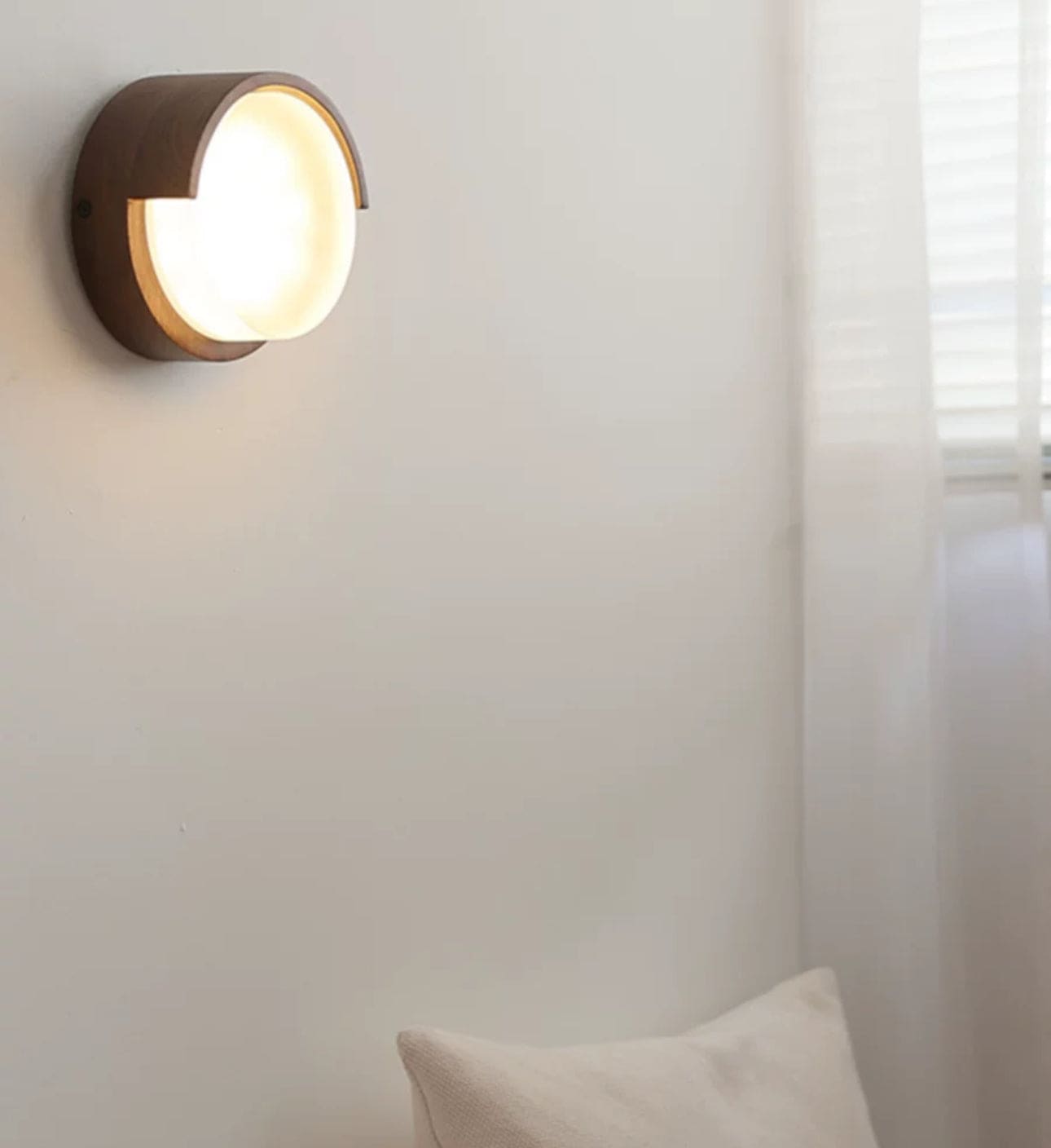 Japandi Walnut Wood 15x8cm Warm Led Lighting Elegant Design - Wall Sconces