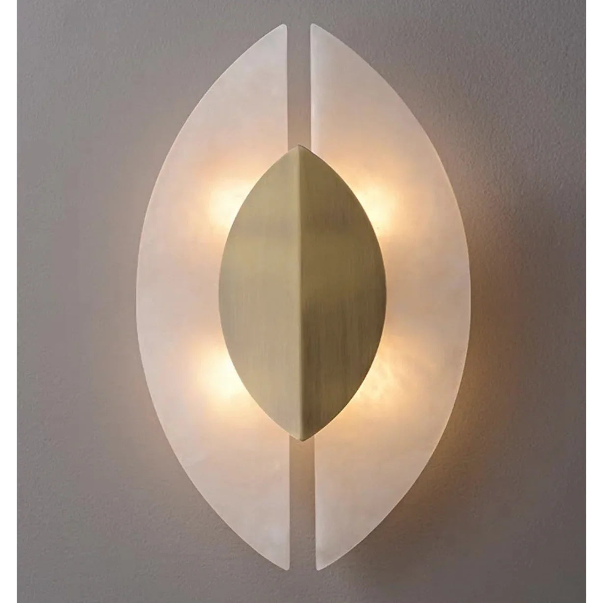 Calacatta Marble Leaf Sconce | Brushed Brass Wall Light