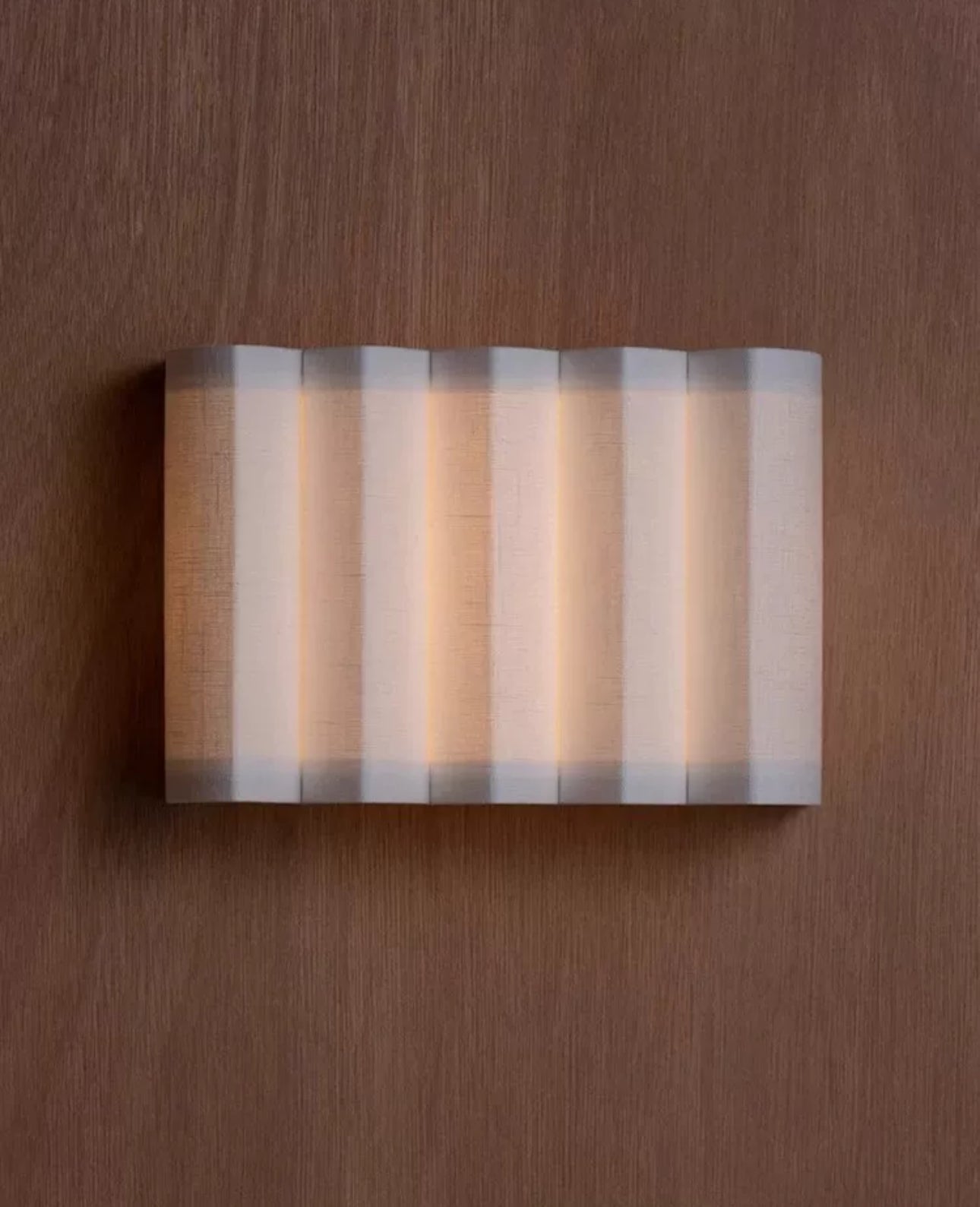 Japandi Wall Lamp - Wave Design Warm Light Iron and Fabric 25cm x 18cm Csa Ul Listed Ce - Sconces