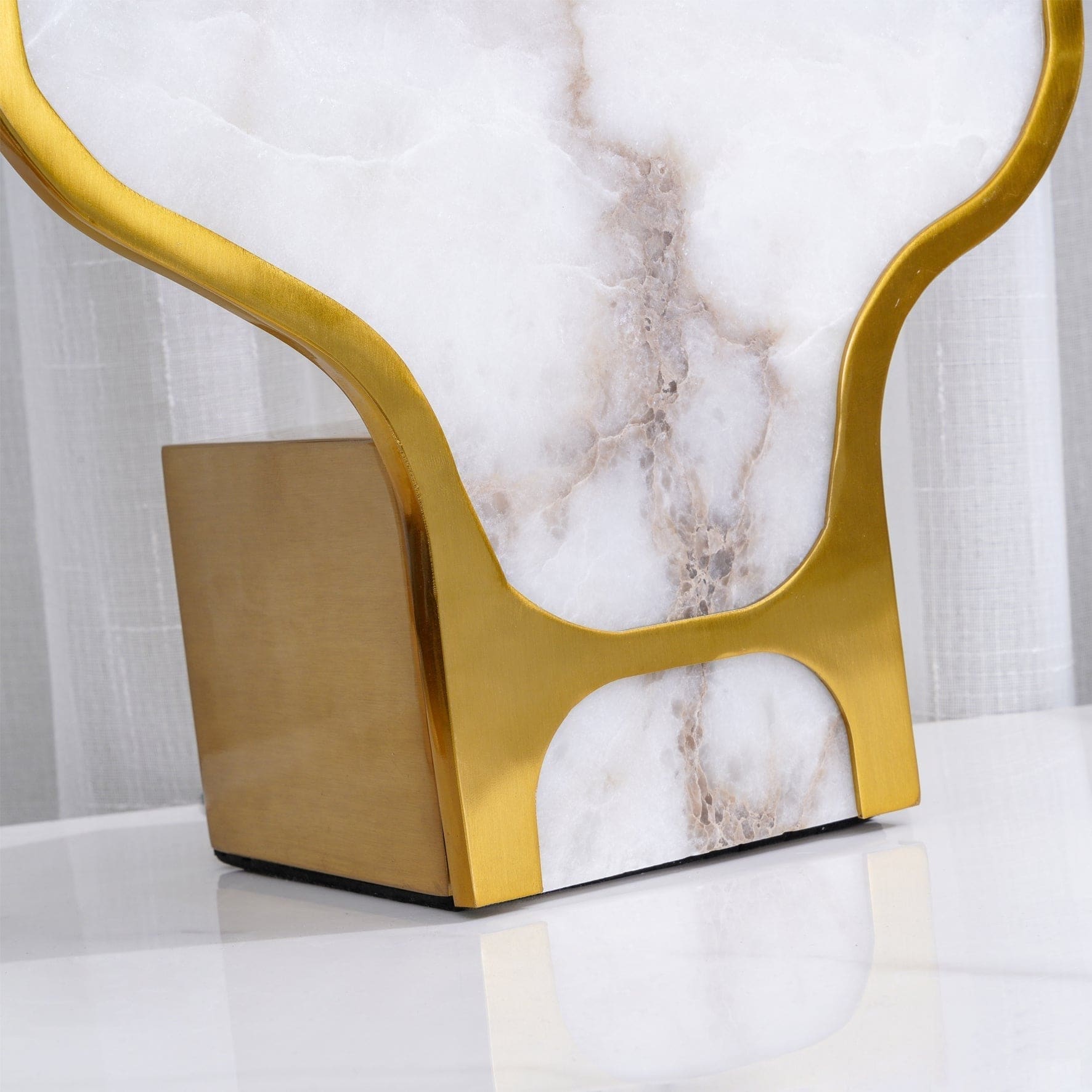 Modern Alabaster Table Lamp for Bedroom or Living Room | Casalola Lights - Lamps