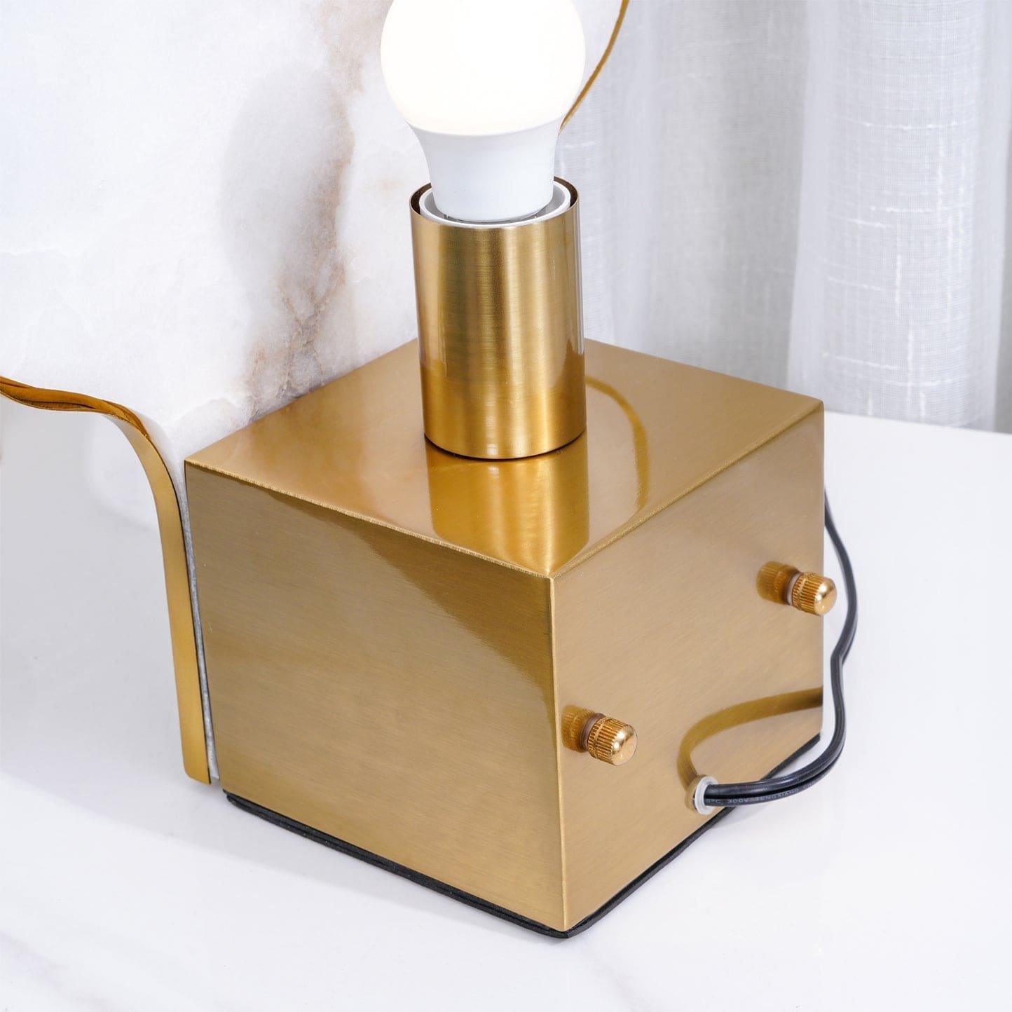 Modern Alabaster Table Lamp for Bedroom or Living Room | Casalola Lights - Lamps