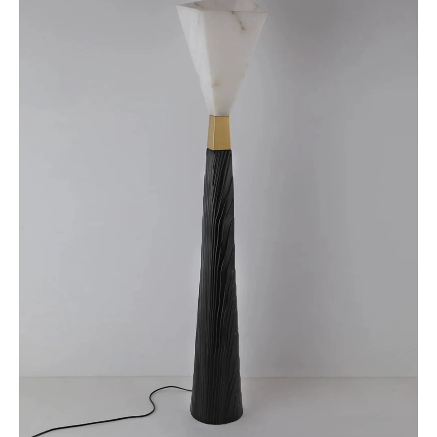 Decorative Floor Lamps for Living Room Modern Sculptural Design