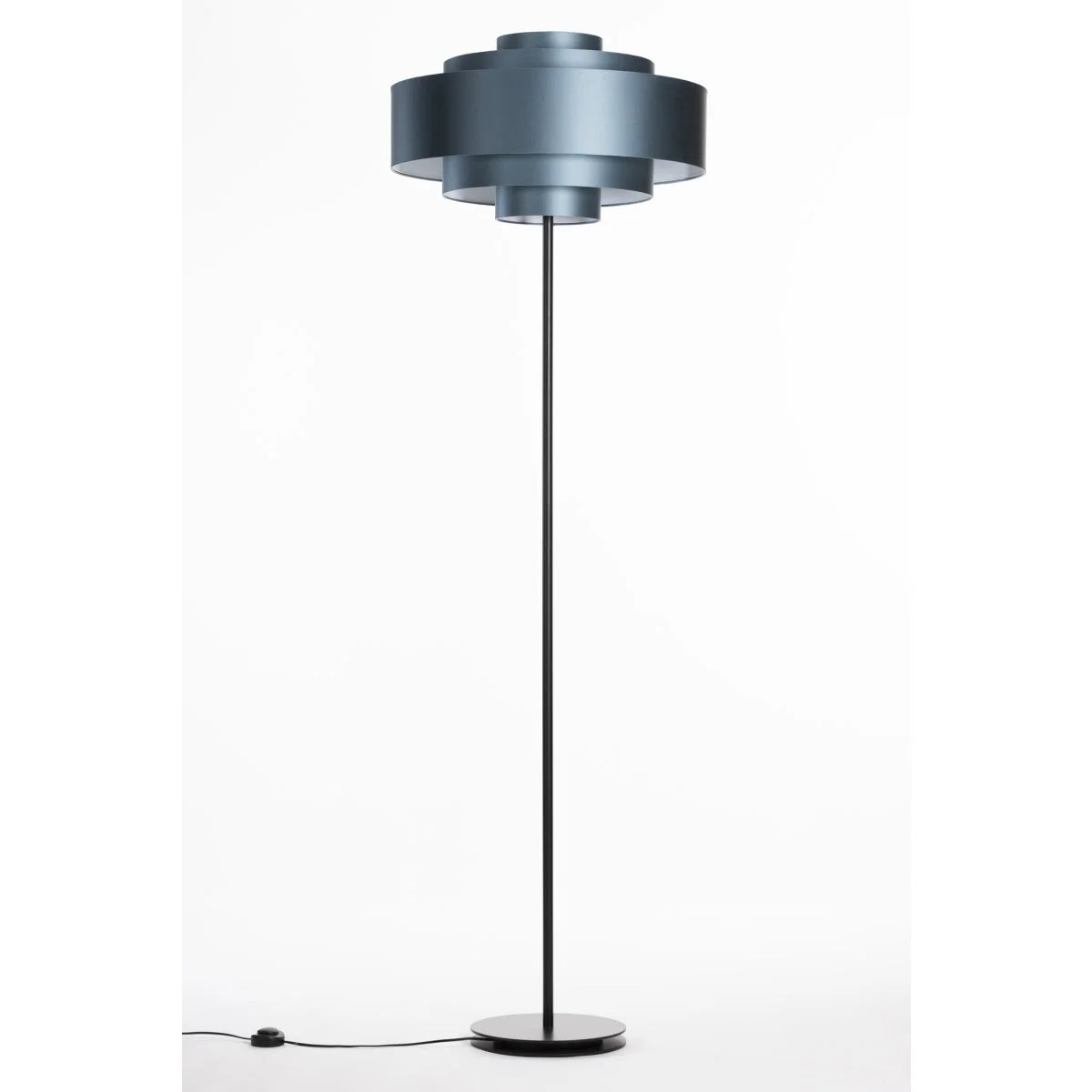 Modern Tiered Floor Lamp in Brushed Brass – Sculptural Ambient Lighting for Living Room or Reading Corner