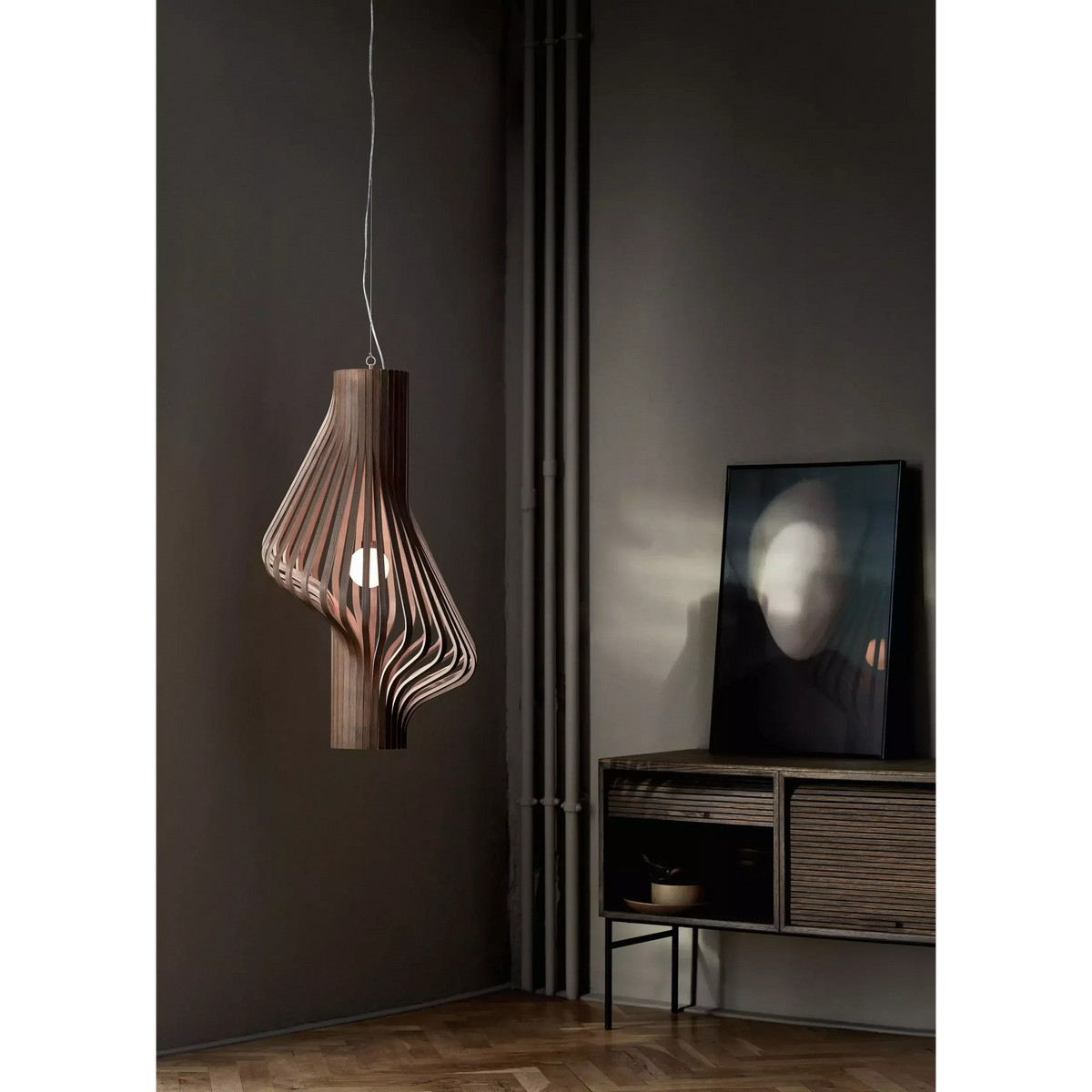 Bentwood Pendant Light for Kitchen Island or Dining Table | 48 Cm (18.9″) Walnut Ash Frosted Globe Casalola Lights