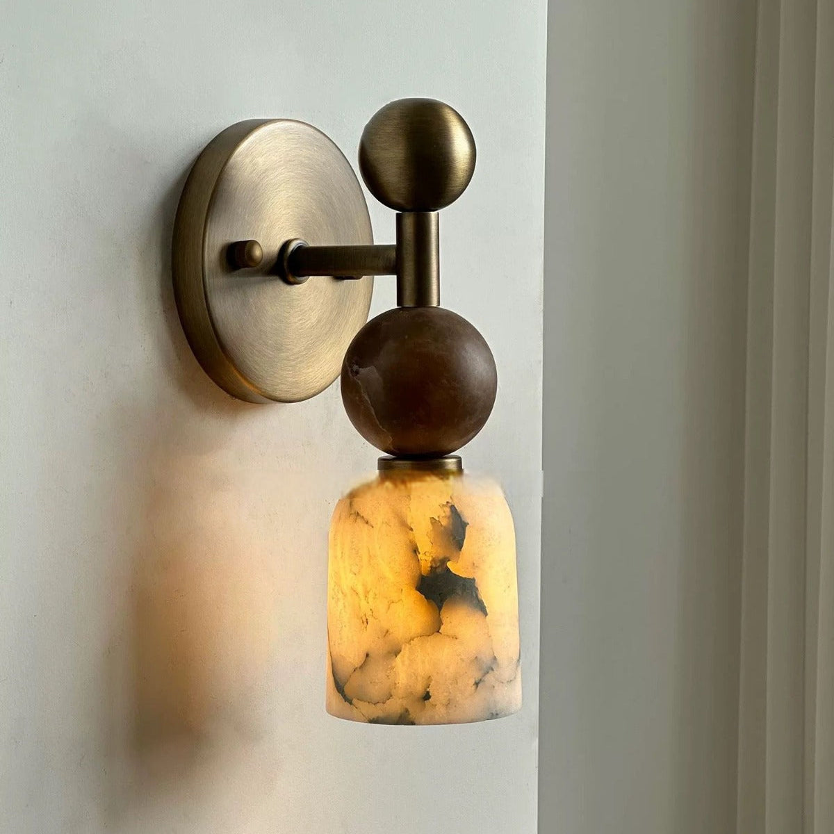 Alabaster Vanity Sconce Marble & Black Finish Italian Bathroom Lighting – Casalola Casalolalights Luxury Lamps