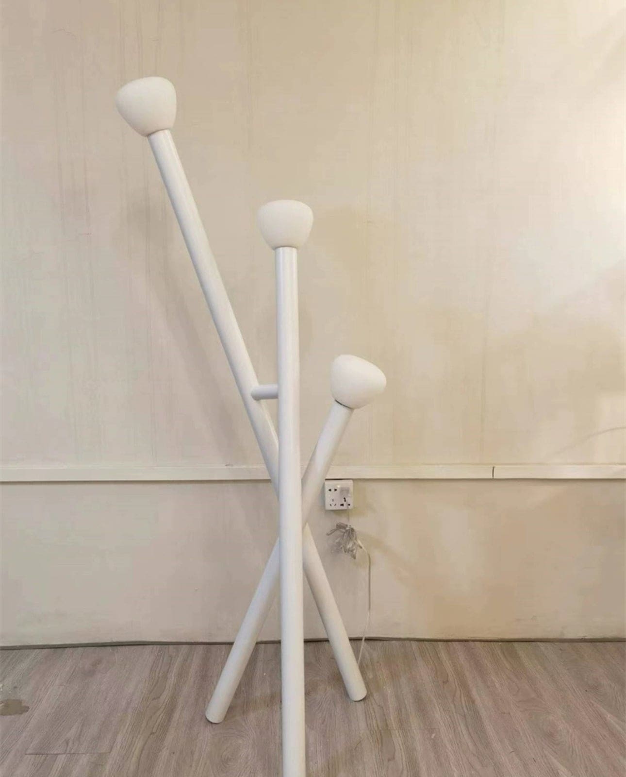 Modern Tripod Floor Lamp with Leaning Pole Design – Minimalist Led Lighting Accent - Lamps