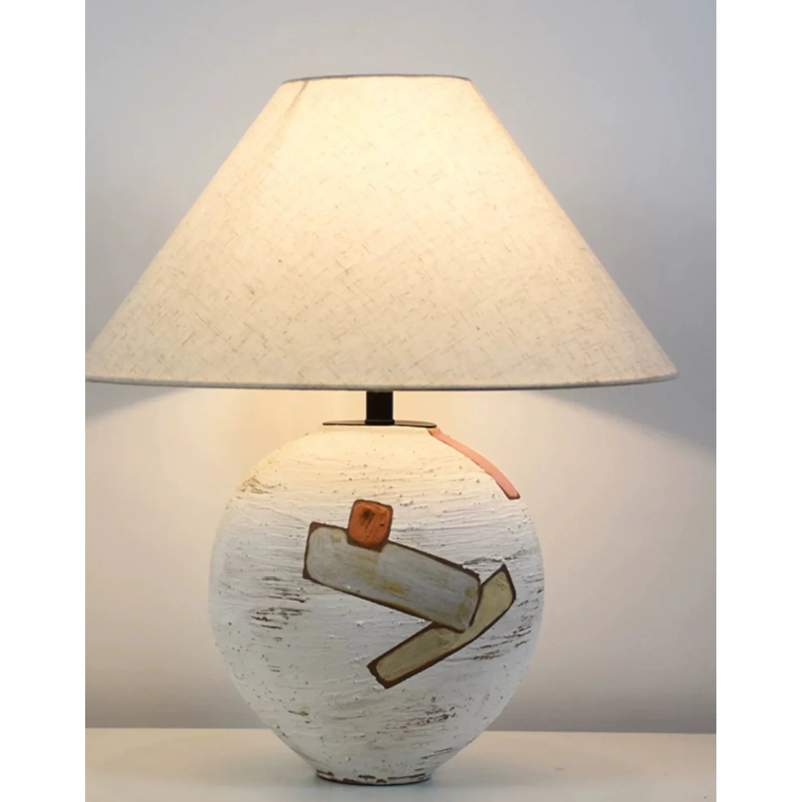 Ceramic table lamp in a hotel suite